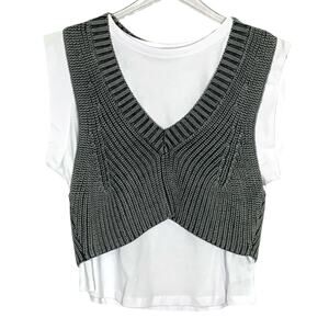 Anthropologie S Pilcro Twofer
Sweater Tee Gray Pattern Knit flaw.